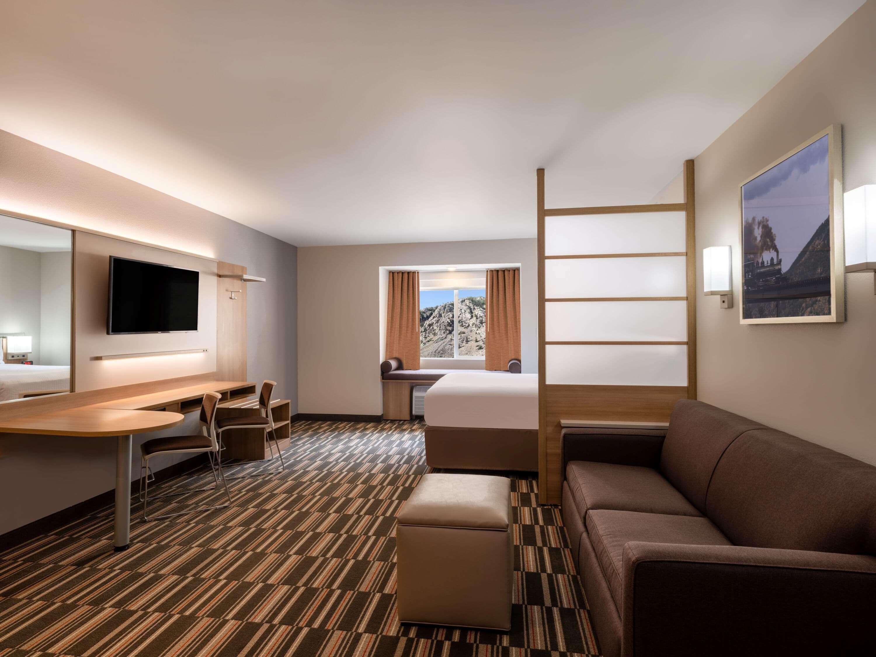 Microtel Inn & Suites By Wyndham Georgetown Lake Экстерьер фото