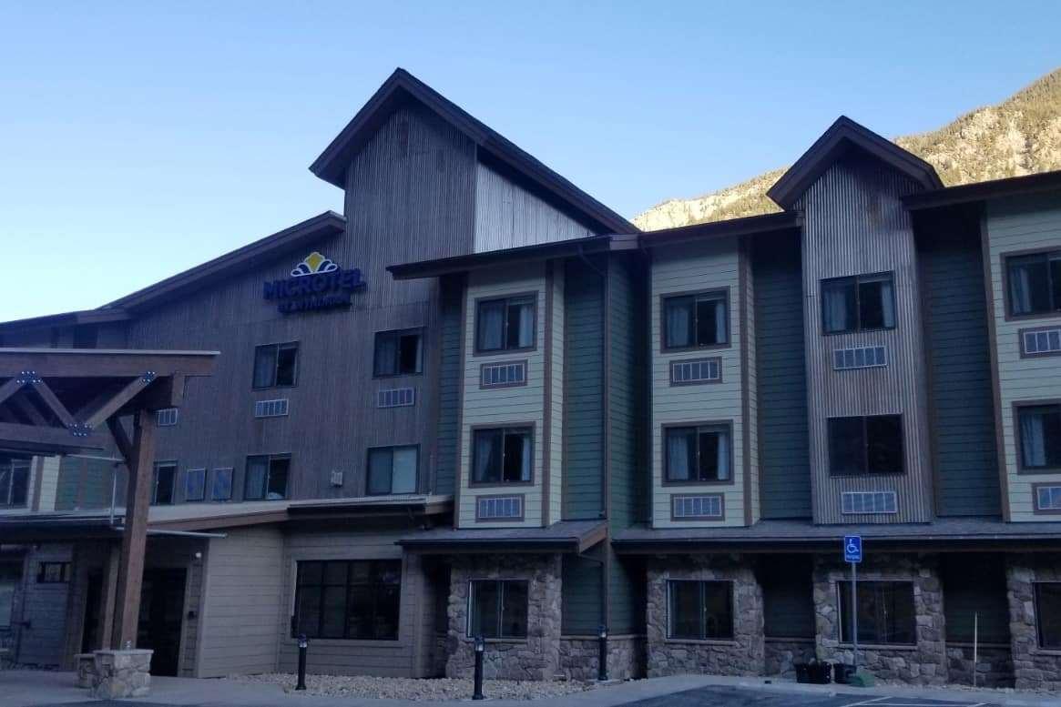 Microtel Inn & Suites By Wyndham Georgetown Lake Экстерьер фото